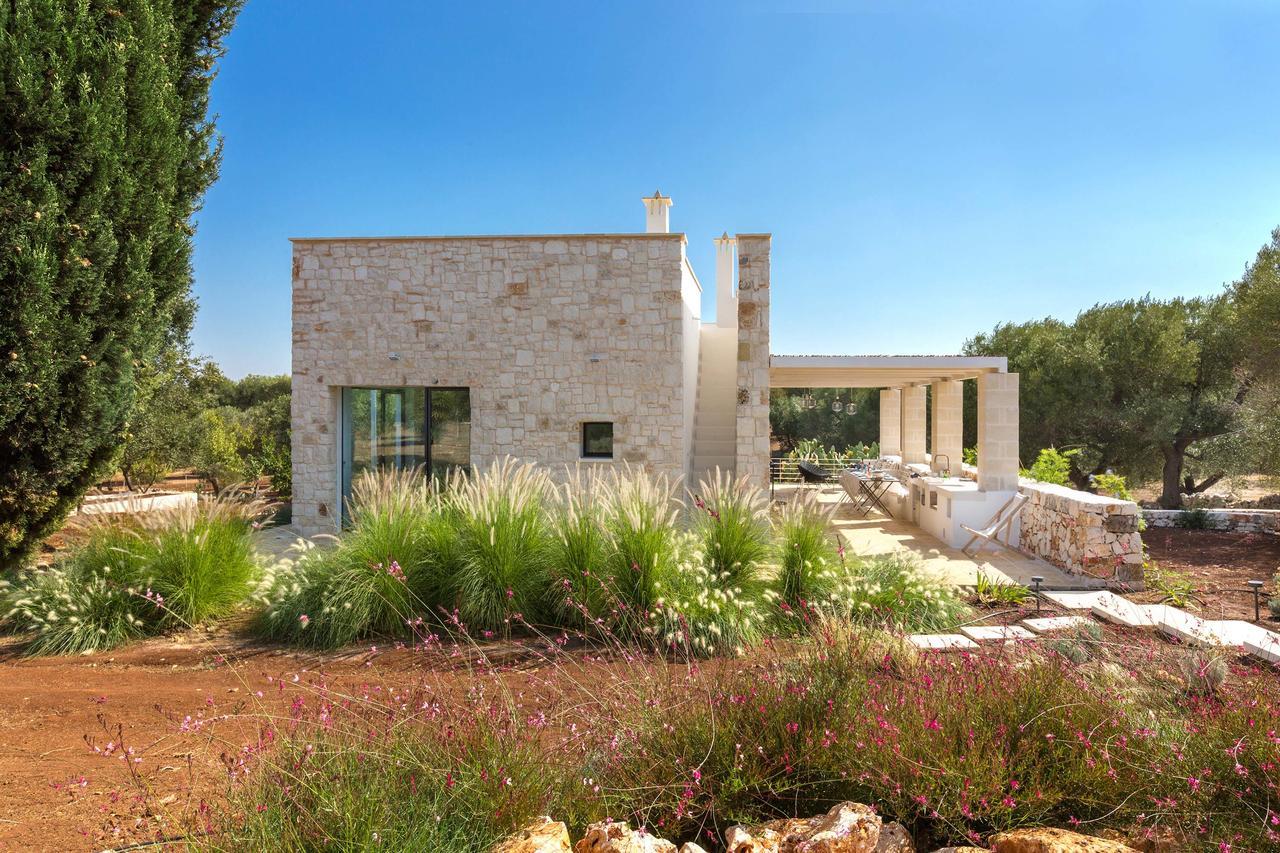 Vila Casale Con Cipresso Ostuni Exteriér fotografie