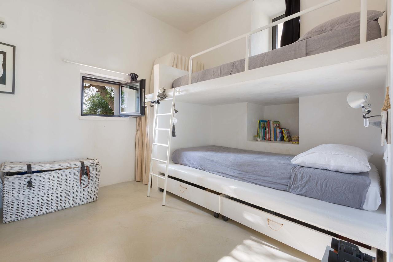 Vila Casale Con Cipresso Ostuni Exteriér fotografie